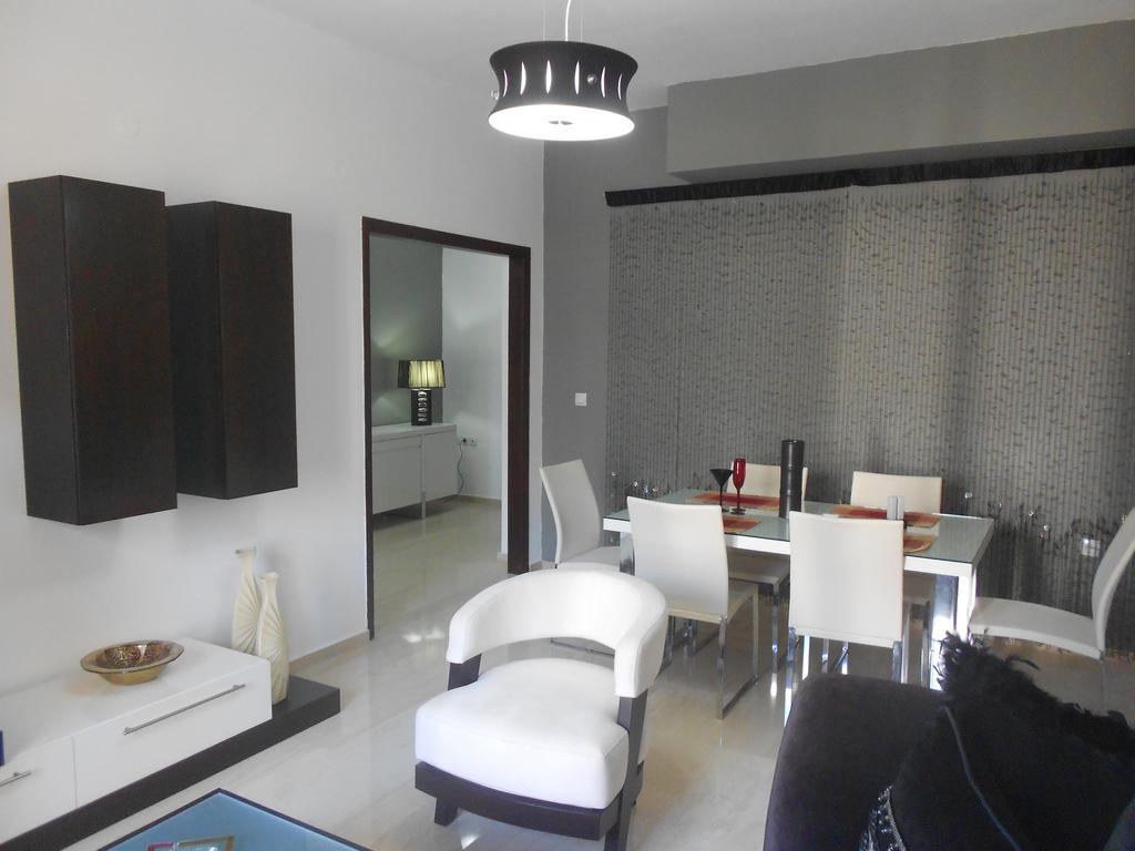 Apartment Paradise *
